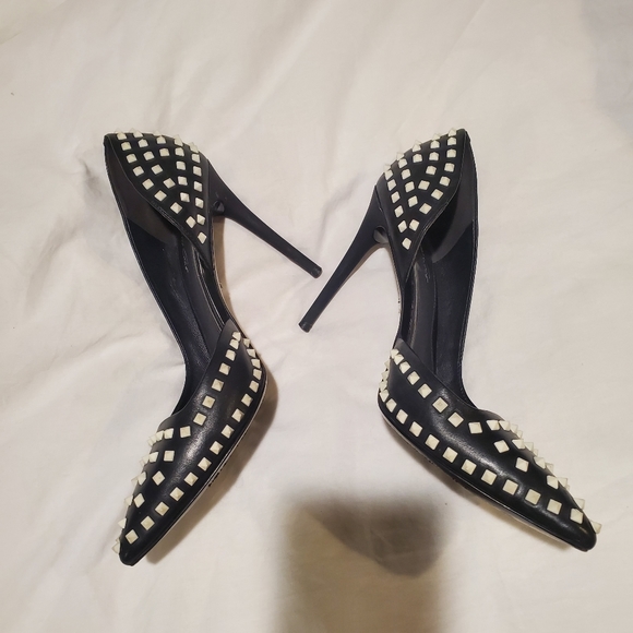 Kenneth Cole New York Black / White Spiked d'Orsay Heels - Picture 9 of 9